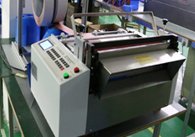 全自動(dòng)裁切機(jī)