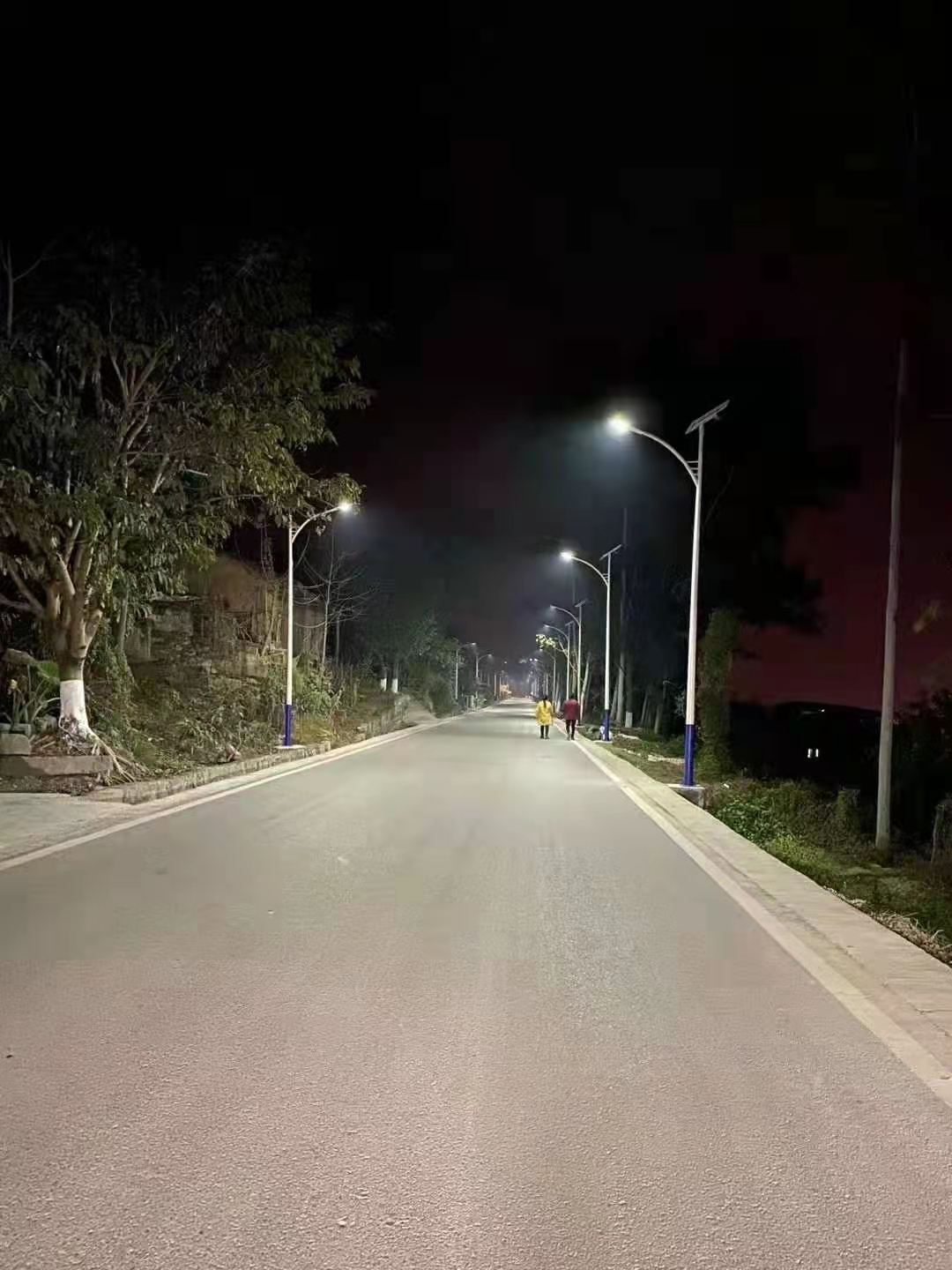 告別高額電費(fèi)與頻繁維護(hù)，太陽能路燈做到了