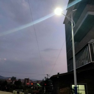 農(nóng)村太陽能路燈在福建省泉州市安溪縣已組裝結(jié)束