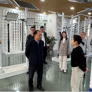 攜手共進(jìn)，點(diǎn)亮未來 —— 四川客戶與南德太陽(yáng)能公司合作新篇章