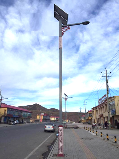 四川省南充市嘉陵區(qū)雙桂鎮(zhèn)觀音堂村太陽(yáng)能特色路燈工程案例